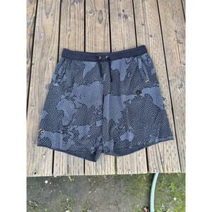 Nike Men's XL Sportswear Worldwide Alumni Terry AOP Shorts Drawstring DJ0361-010